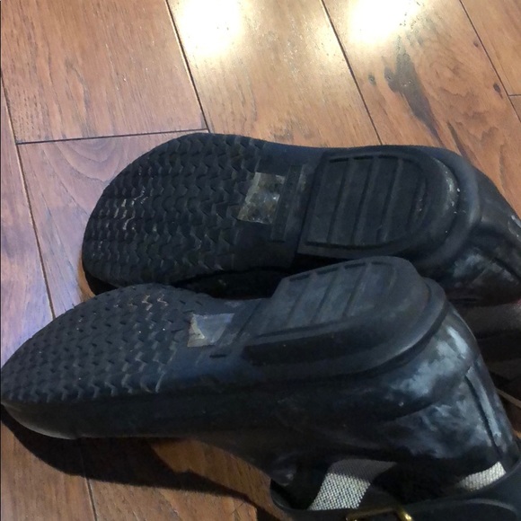 AUTHENTIC BURBERRY RAINBOOTS - Picture 3 of 8